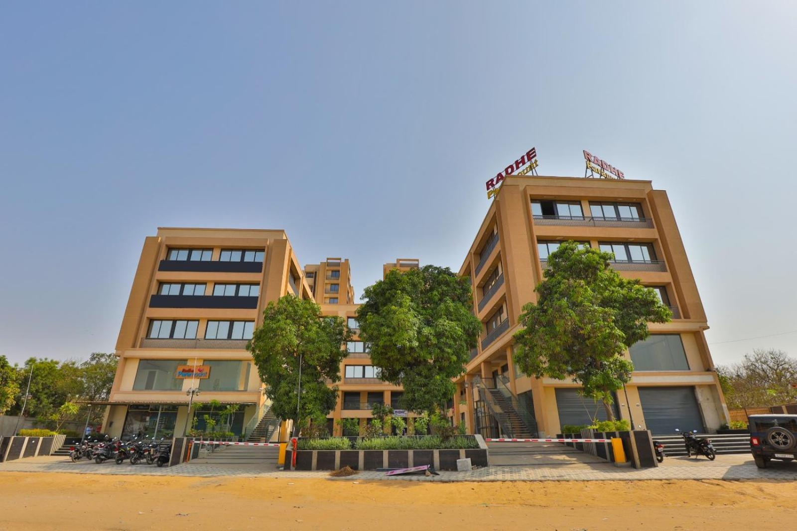 Hotel Legacy Ahmedabad Exterior foto